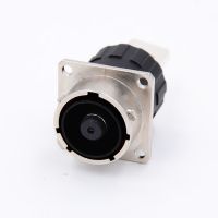 新能源汽车三合一控制箱高压连接器 100~340A高压插座防水连接器