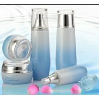 广州白云区和记包装化妆品玻璃瓶