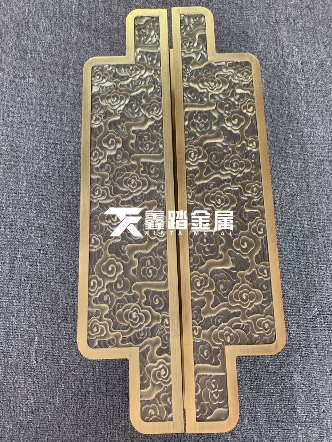 定制中式大门金属拉手 铝板精雕祥云纹拉手