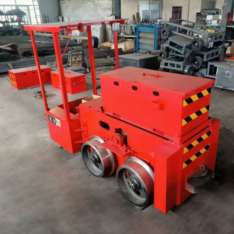 矿山架线式电机车　12吨矿用锂电池机车